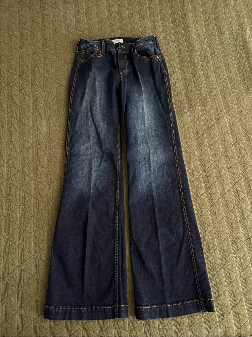 Shyanne Women's Tess Mid Rise Trouser Performance Stretch Denim Jeans